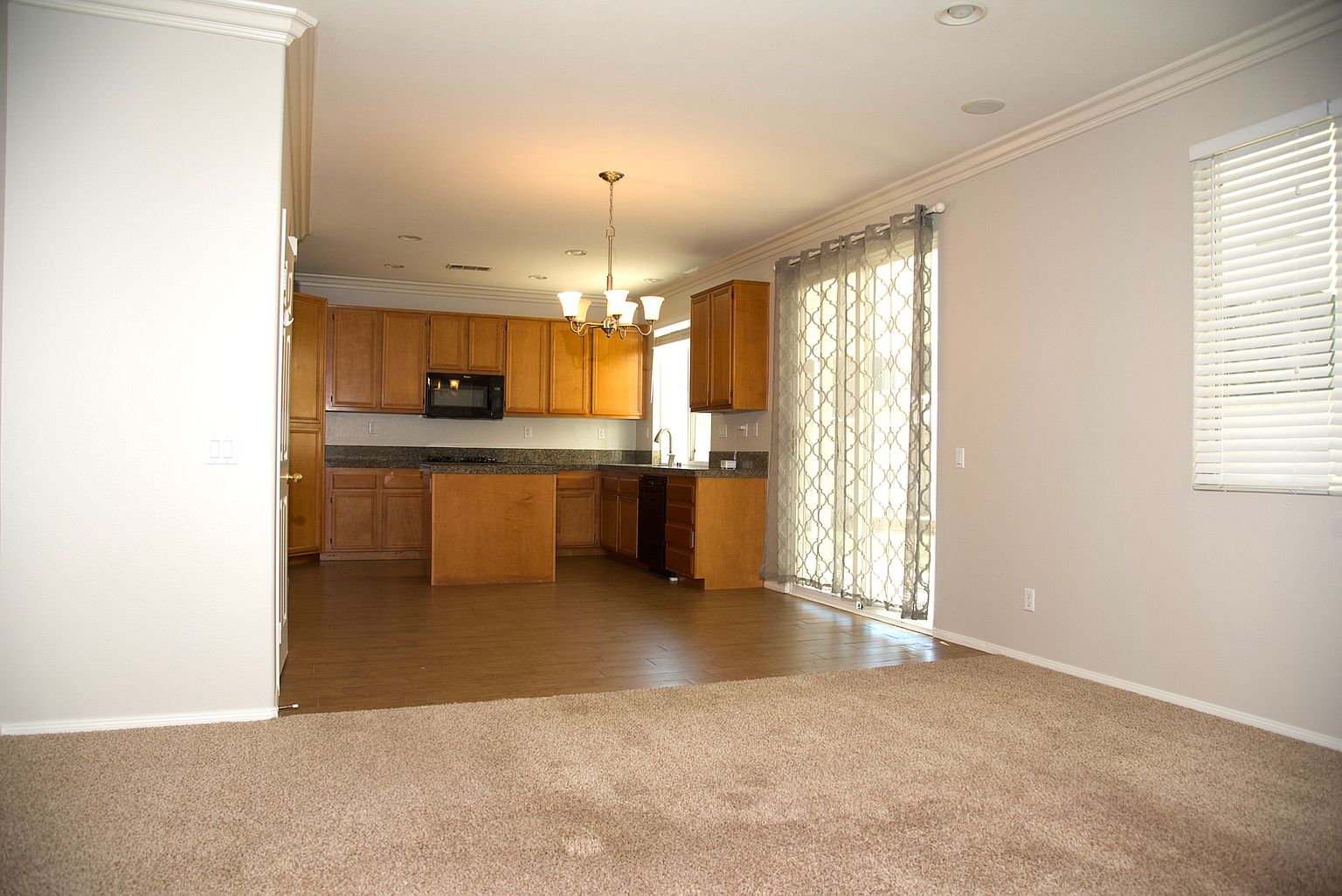 45349 Escalon St photo 3