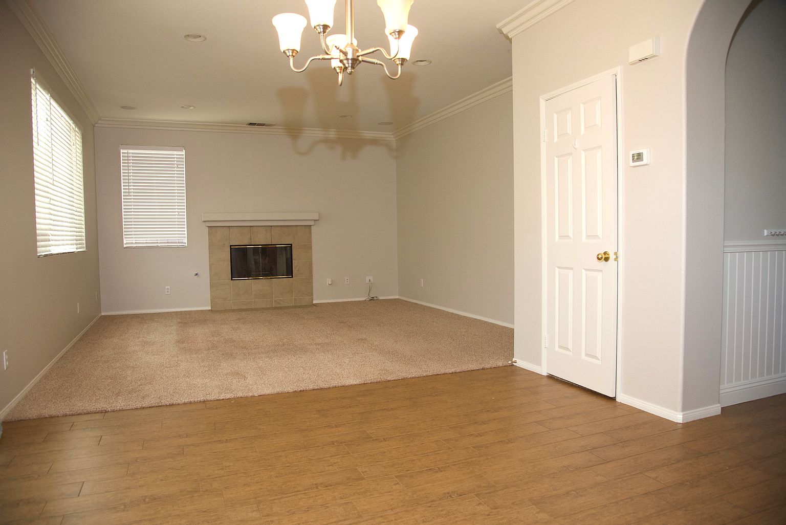 45349 Escalon St photo 2