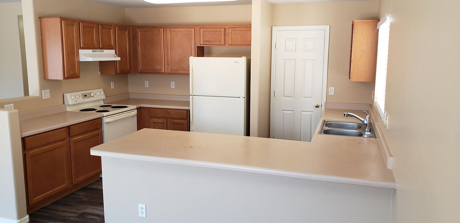 3195 W Carlos Ln photo 3