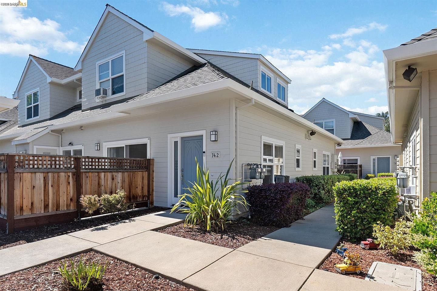 2BR/2BA Townhouse on Cottage Ct · Mountain View