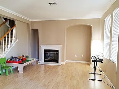 1206 Thornbury Ln photo 5