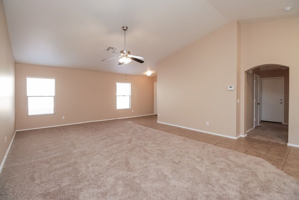 39670 N Kristy Ln San Tan Valley, AZ 85140 photo 5