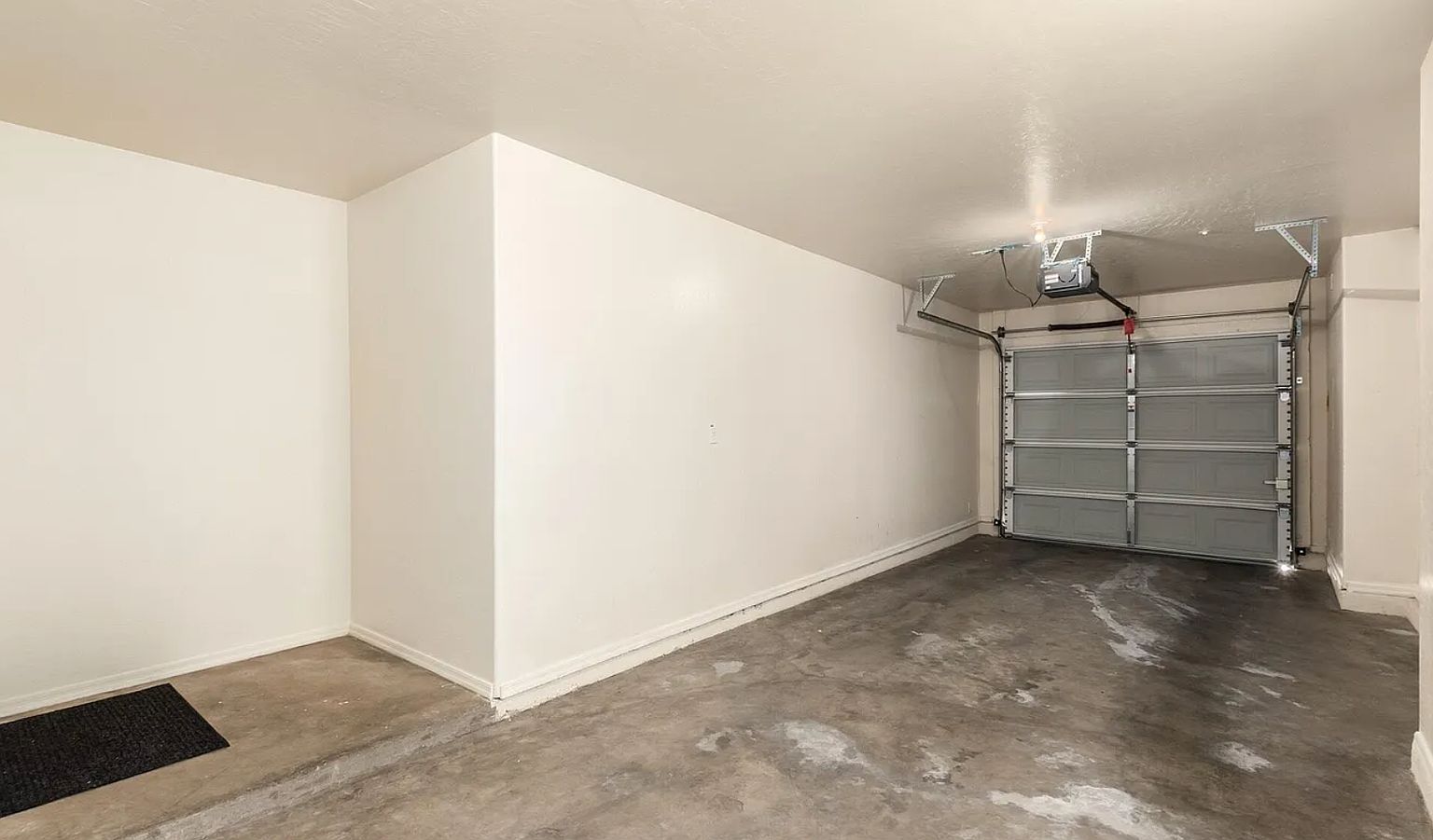 162 W Laurel Ct photo 4