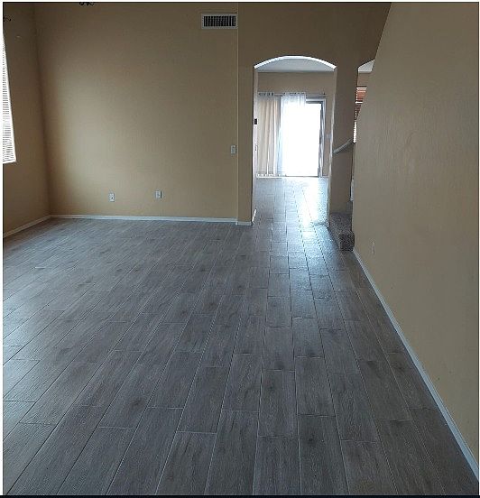 2188 W Sunshine Butte Dr photo 2