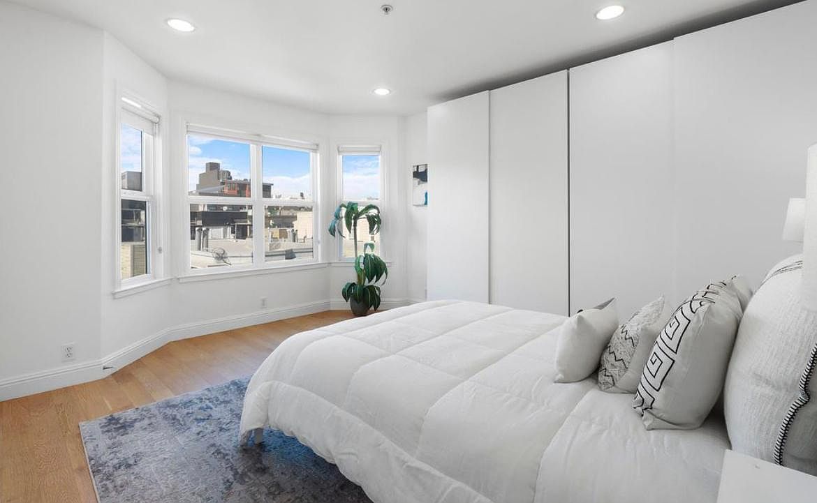 1337 Natoma St photo 3
