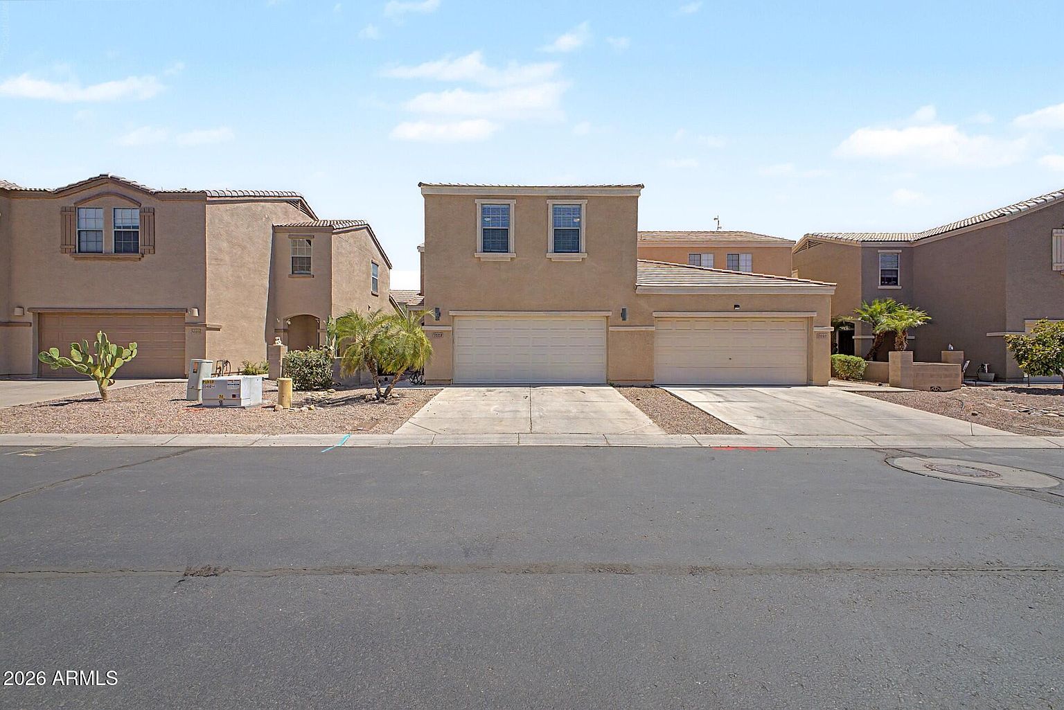 7027 W Lincoln St Peoria, AZ 85345 photo 2
