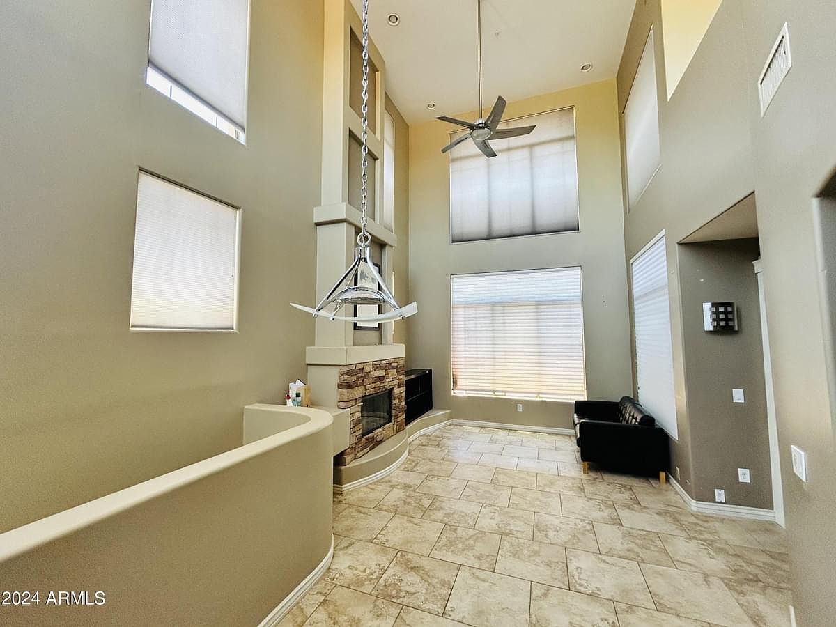 14450 N Thompson Peak Pkwy Scottsdale, AZ 85260 photo 2