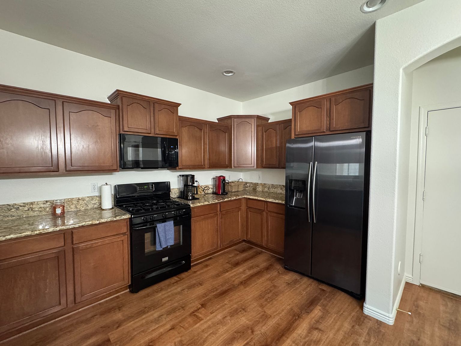 1511 E Joseph Way photo 5