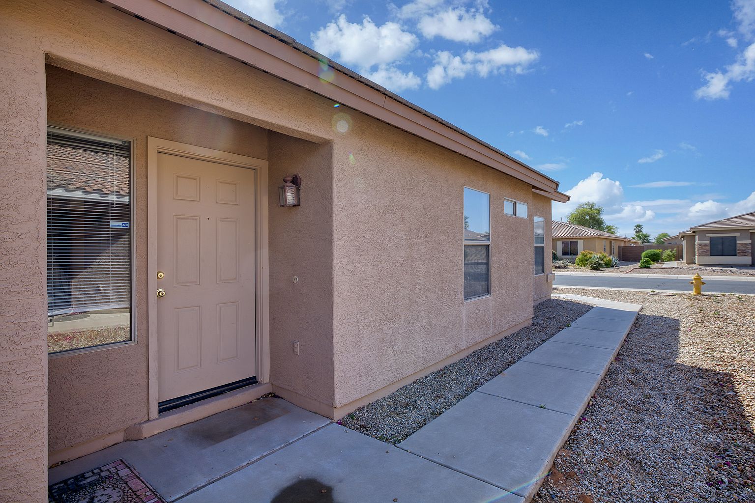 42394 W Oakland Dr photo 3