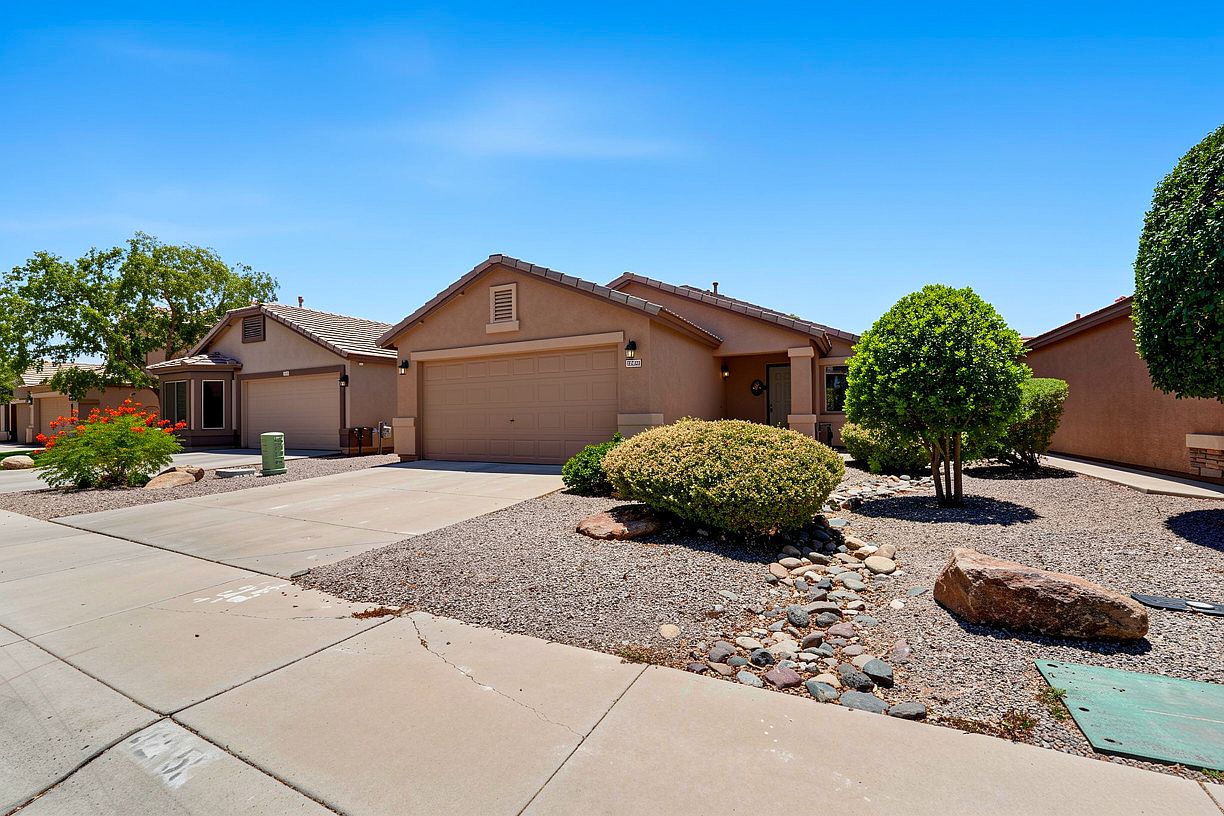 42551 W Hillman Dr Maricopa, AZ 85138 photo 3