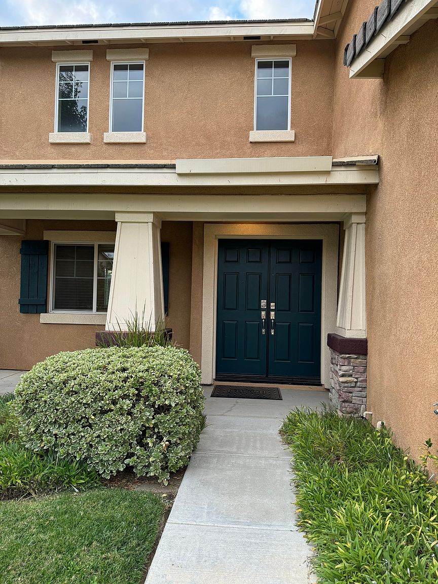 38109 Floricita St photo 2