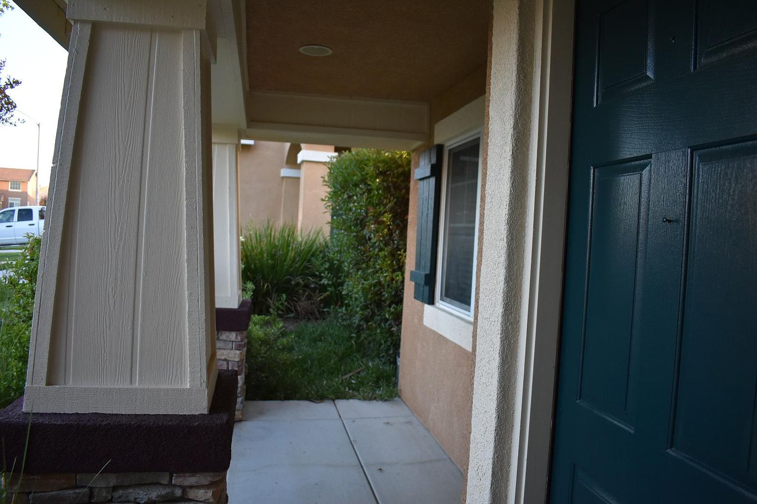 38109 Floricita St photo 3