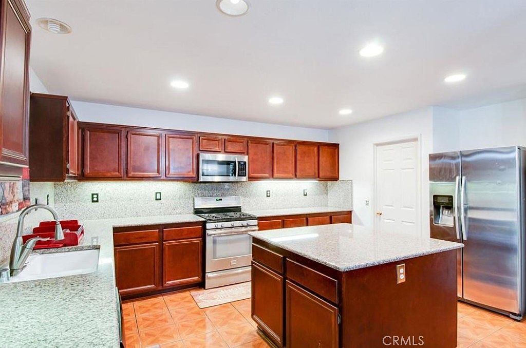 38305 Encanto Rd photo 4