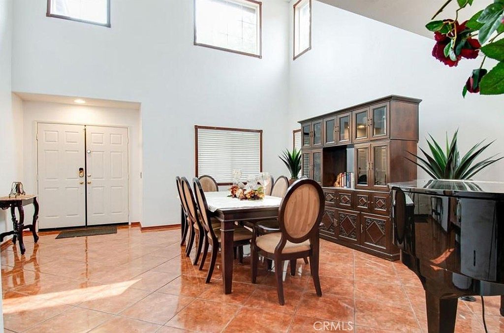 38305 Encanto Rd photo 5
