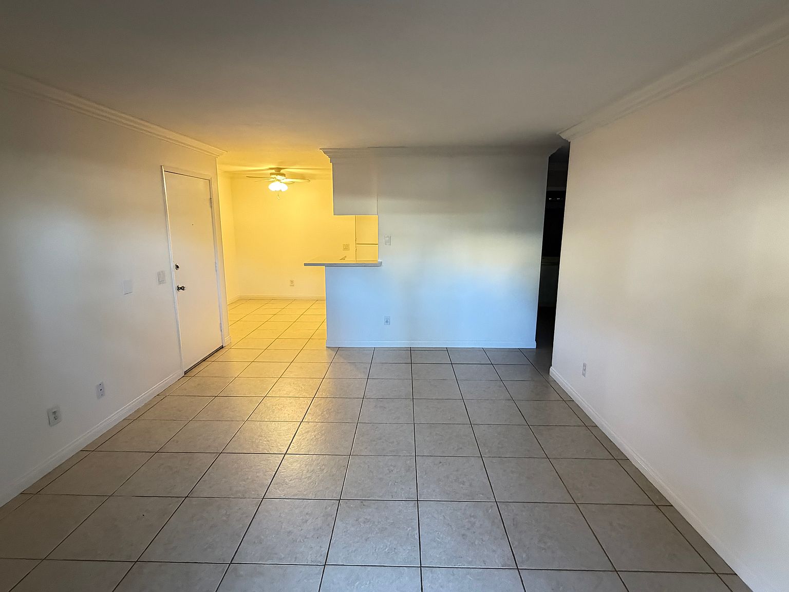 201 Woodland Pkwy photo 5