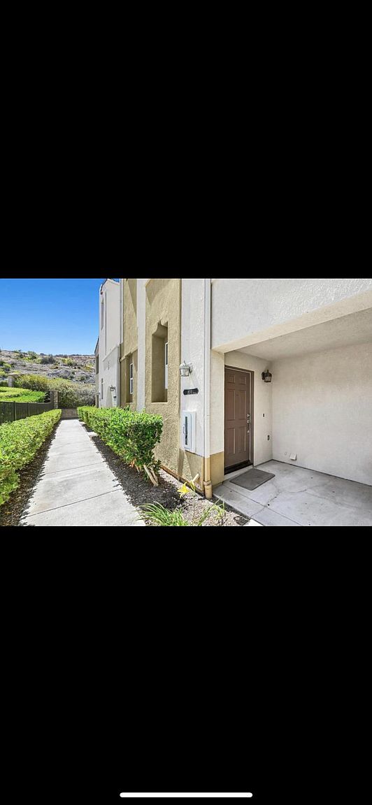 853 Almond Rd photo 3