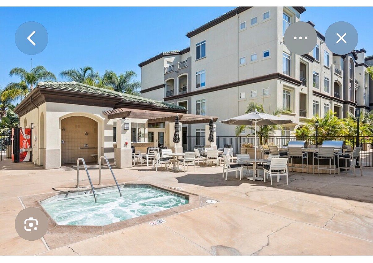 4175 Executive Dr photo 2