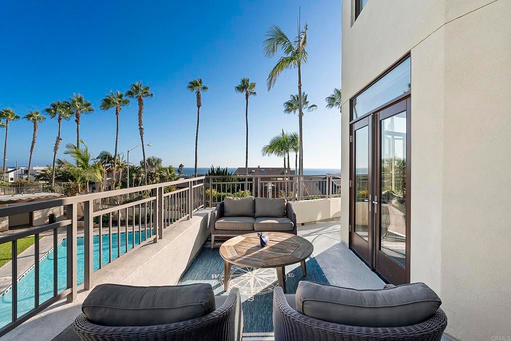 5460 La Jolla Blvd photo 2