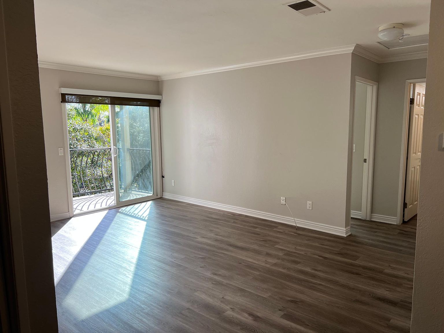3615 Ash St photo 3