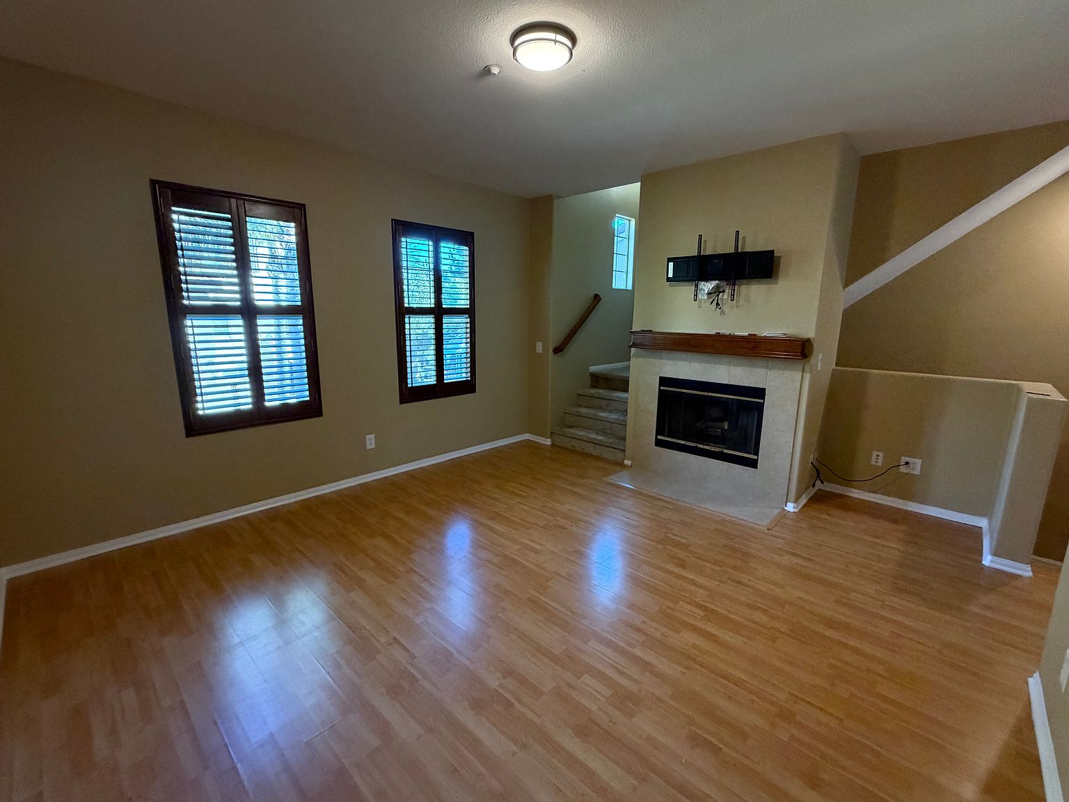 2285 Huntington Point Rd photo 3