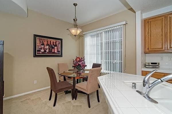 2901 Escala Cir photo 3