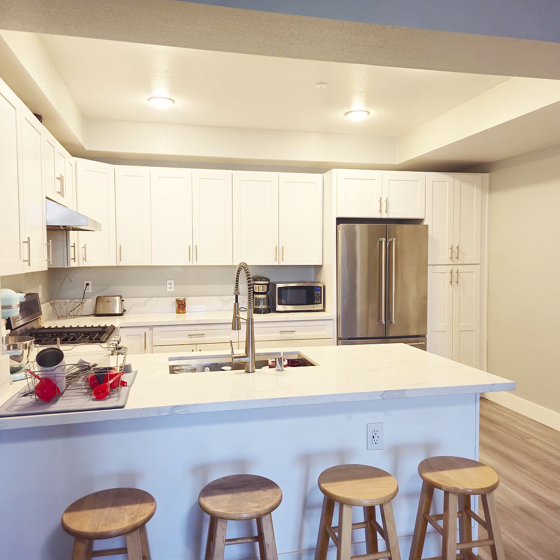 8301 Rio San Diego Dr photo 2