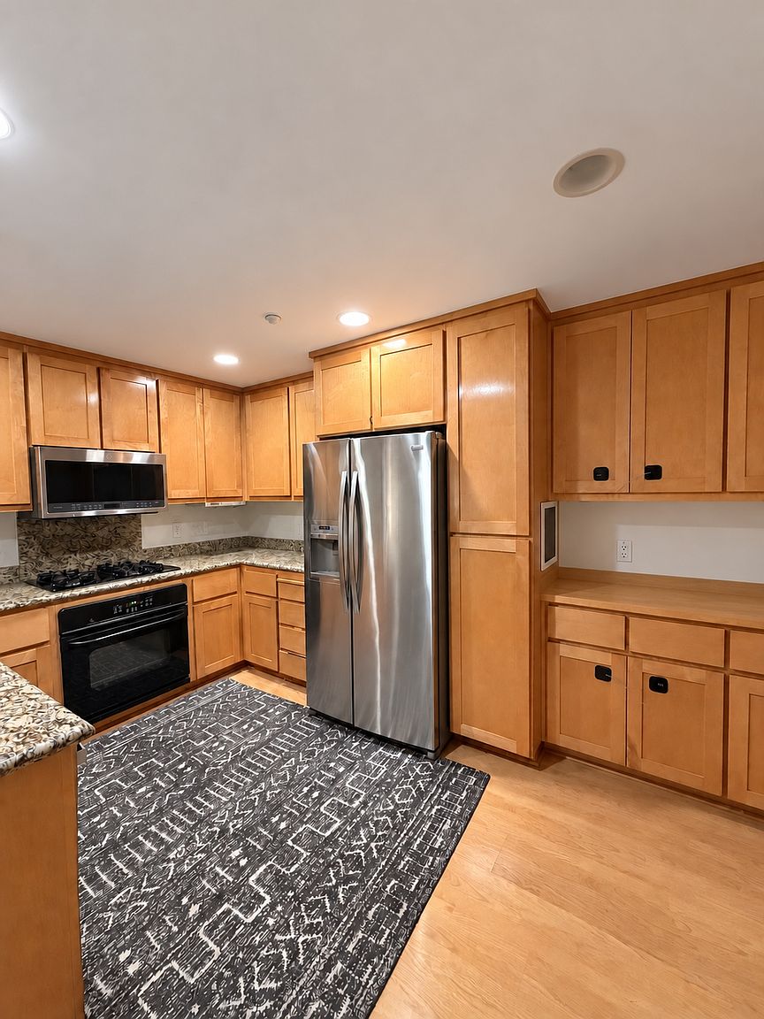 347 Vista Roma Way photo 4