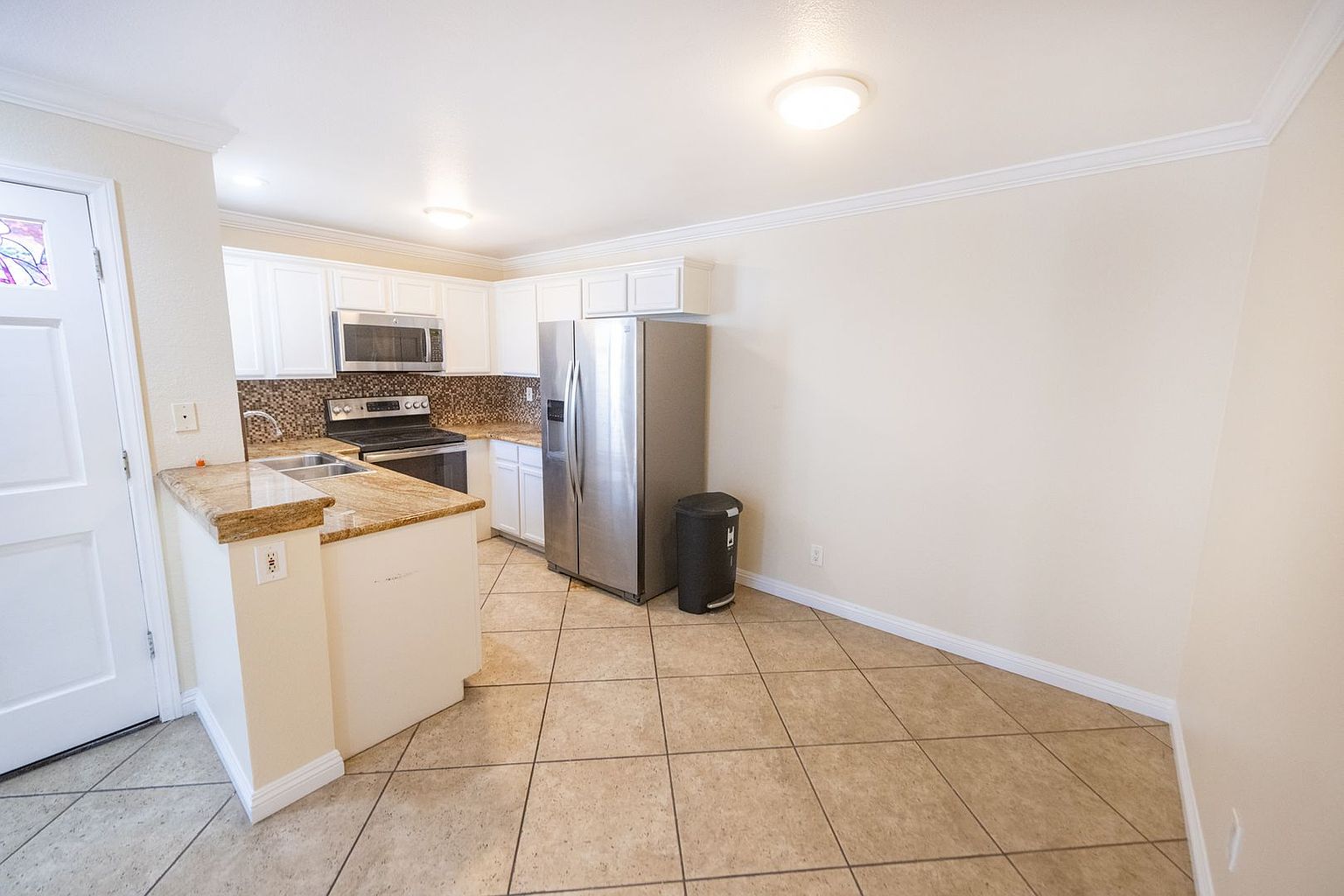 3550 Sunset Ln photo 5