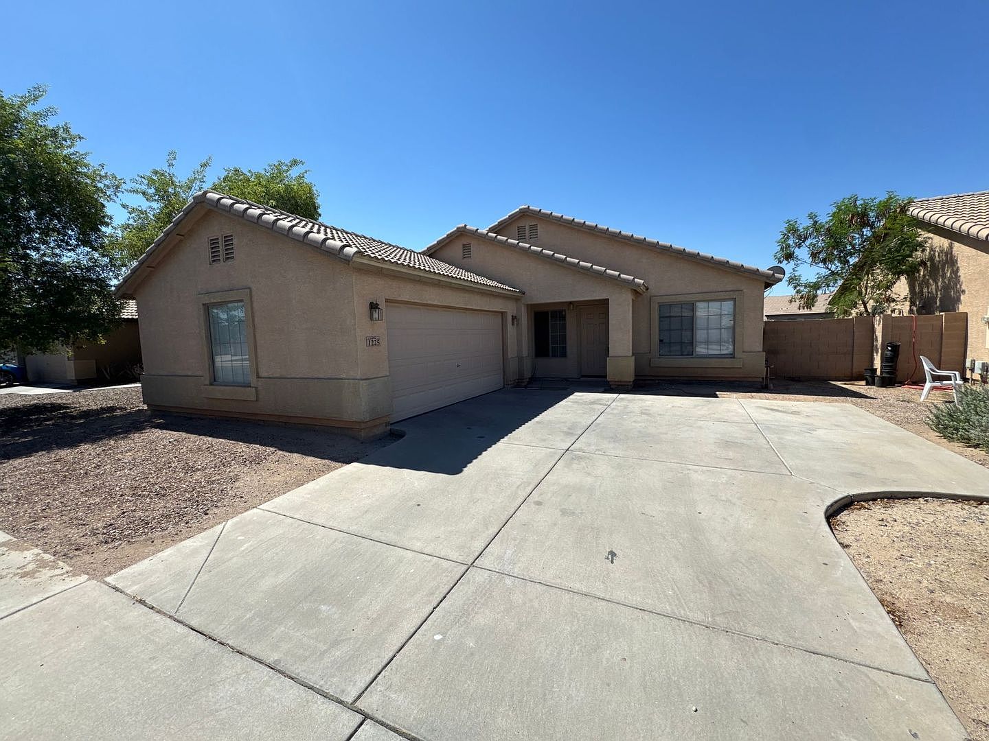 1225 W Darrel Rd Phoenix, AZ 85041 photo 2