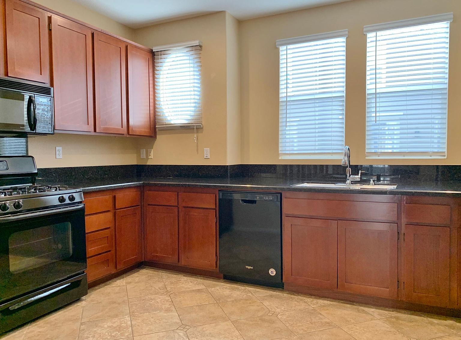 1389 Cattail Ct photo 4