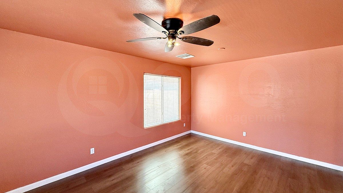 17227 W Hilton Ave photo 3