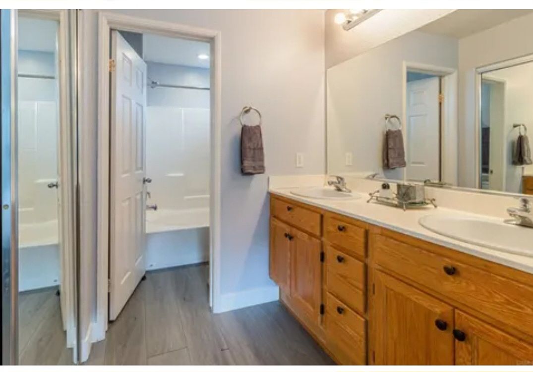1841 Cherbourg Dr photo 3