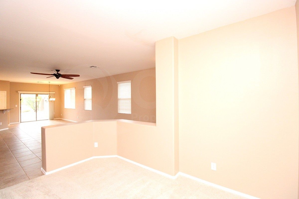 39516 N Prairie Ln photo 5