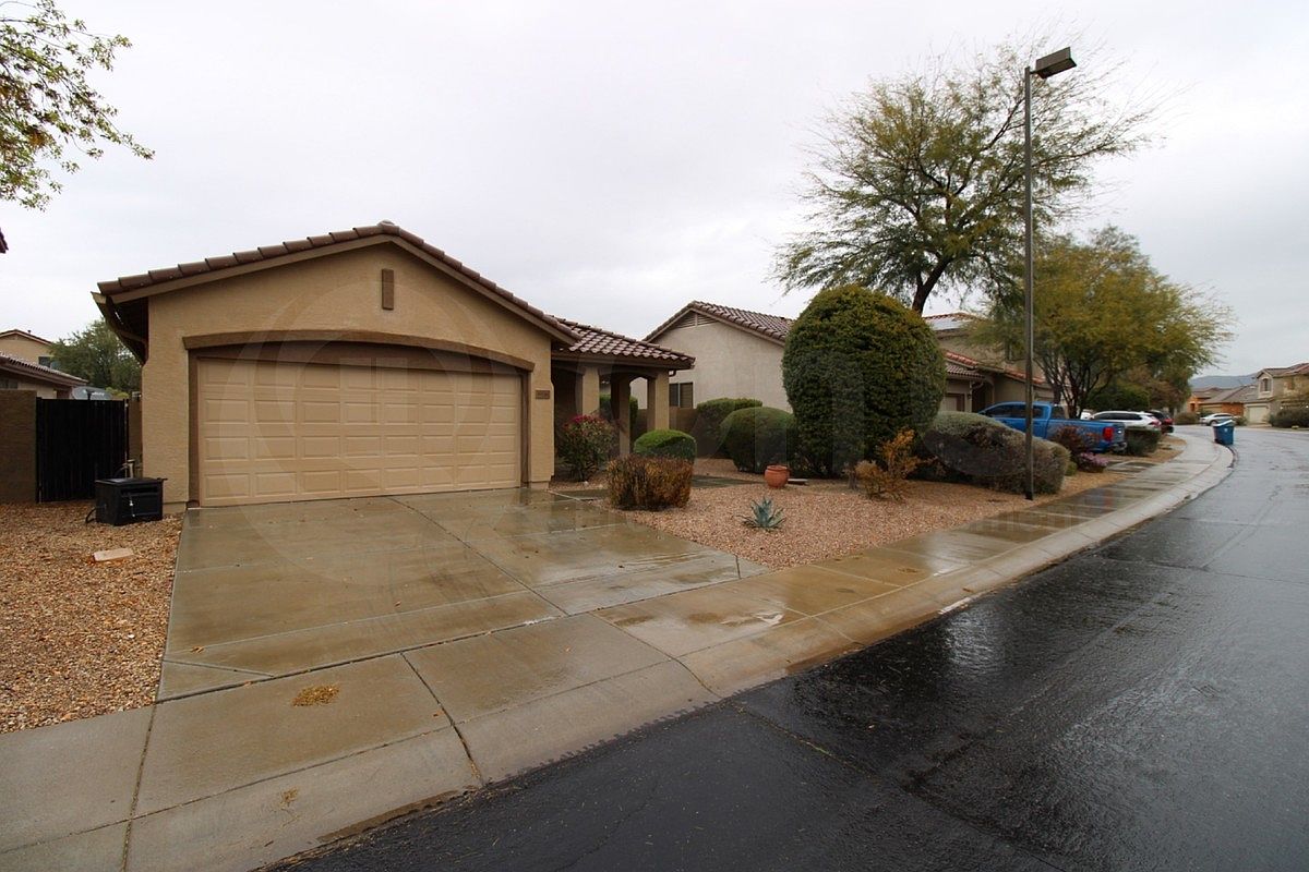 39516 N Prairie Ln photo 2