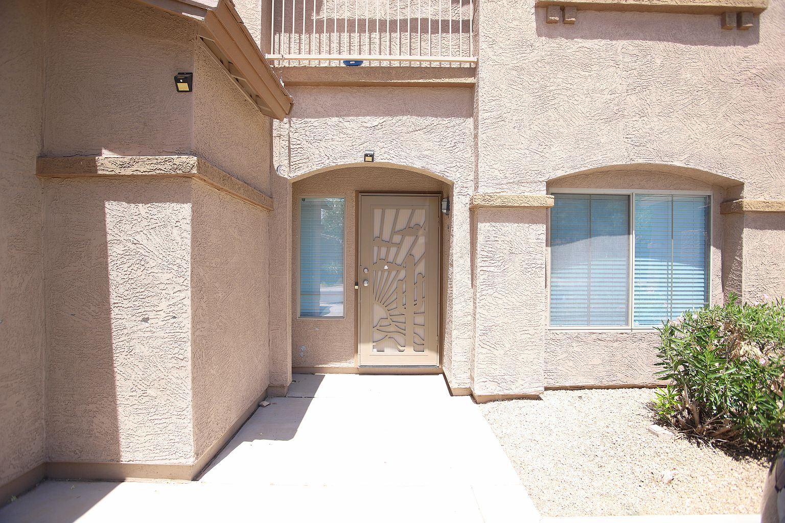 512 E Rainbow Dr Chandler, AZ 85249 photo 3