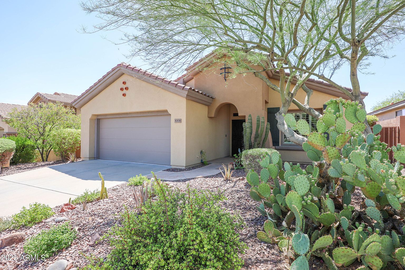 40838 N PRESTANCIA Court photo 4