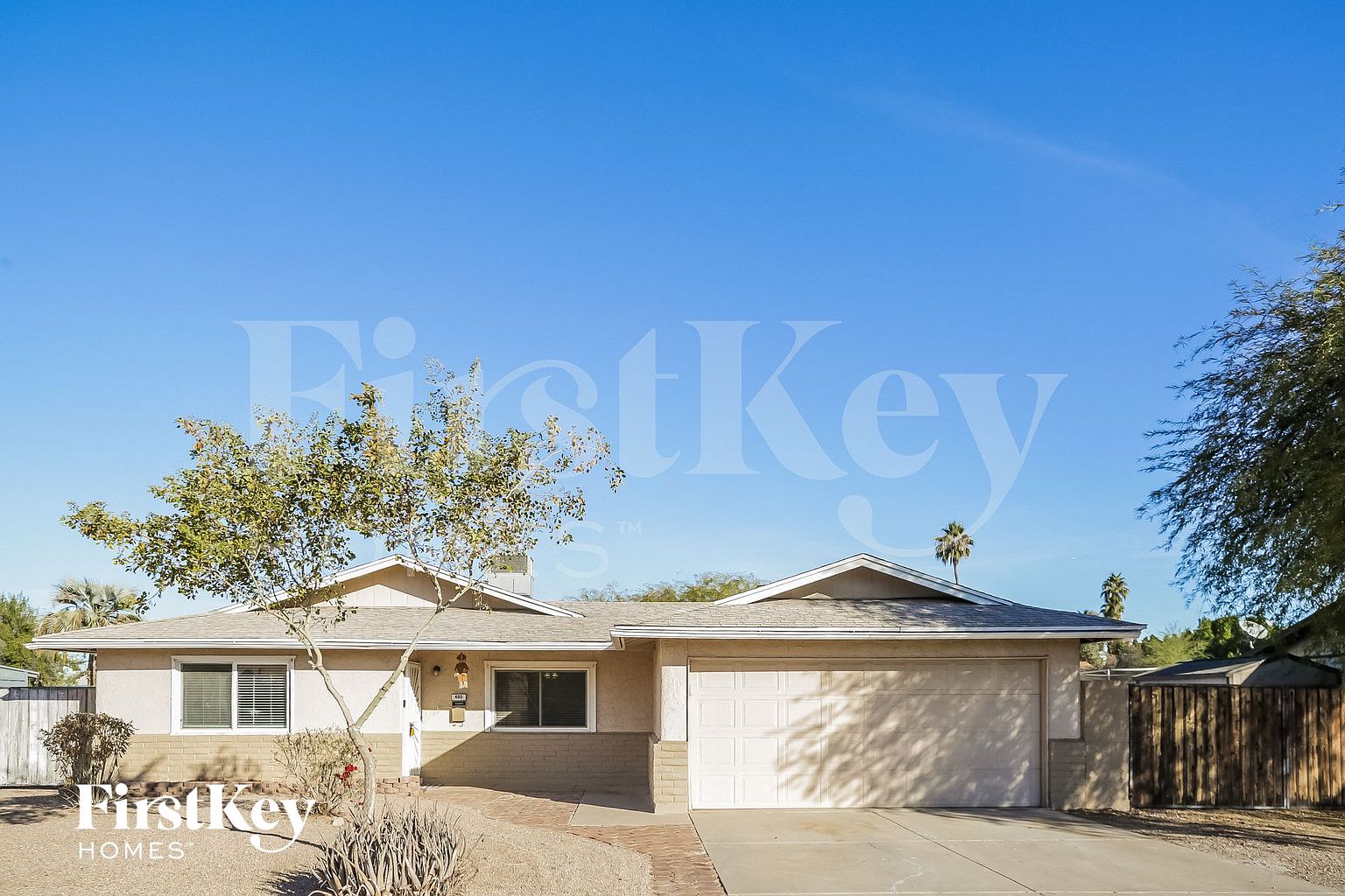402 E Dunbar Dr Tempe, AZ 85282 photo 2