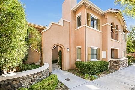 26460 Arboretum Way photo 2