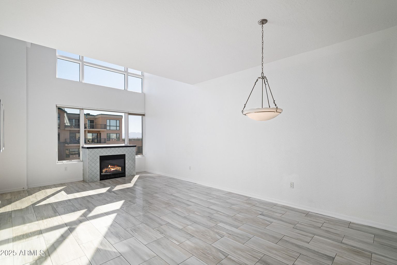 17 W Vernon Ave photo 2