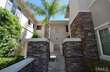 26380 Arboretum Way photo 3