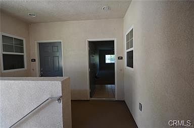 26380 Arboretum Way photo 4