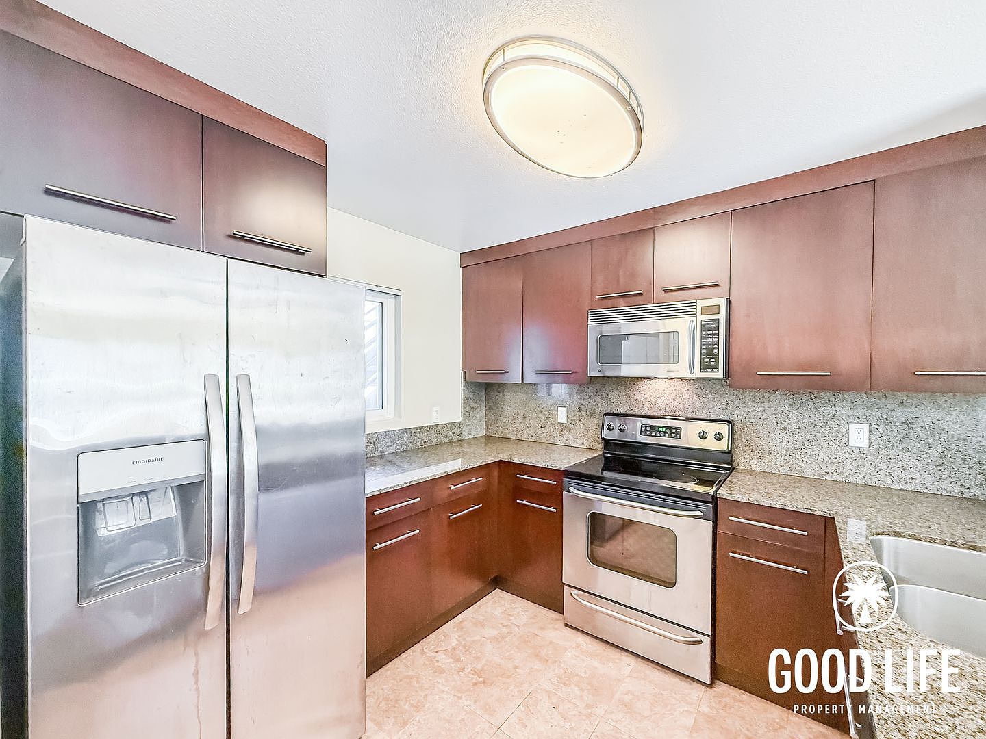 7425 Charmant Dr photo 5