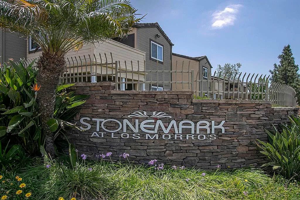 5034 Los Morros Way Oceanside, CA 92057 photo 2