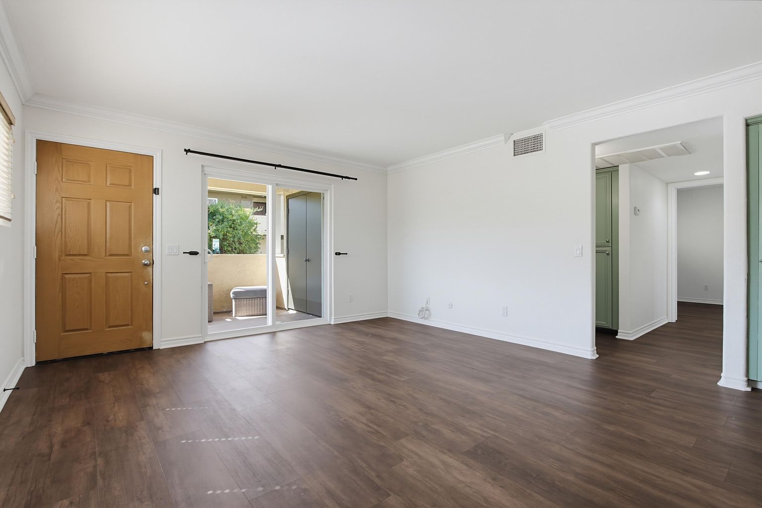 5049 Los Morros Way photo 4