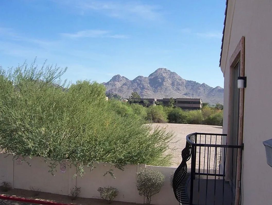 7303 N 14th St Phoenix, AZ 85020 photo 5