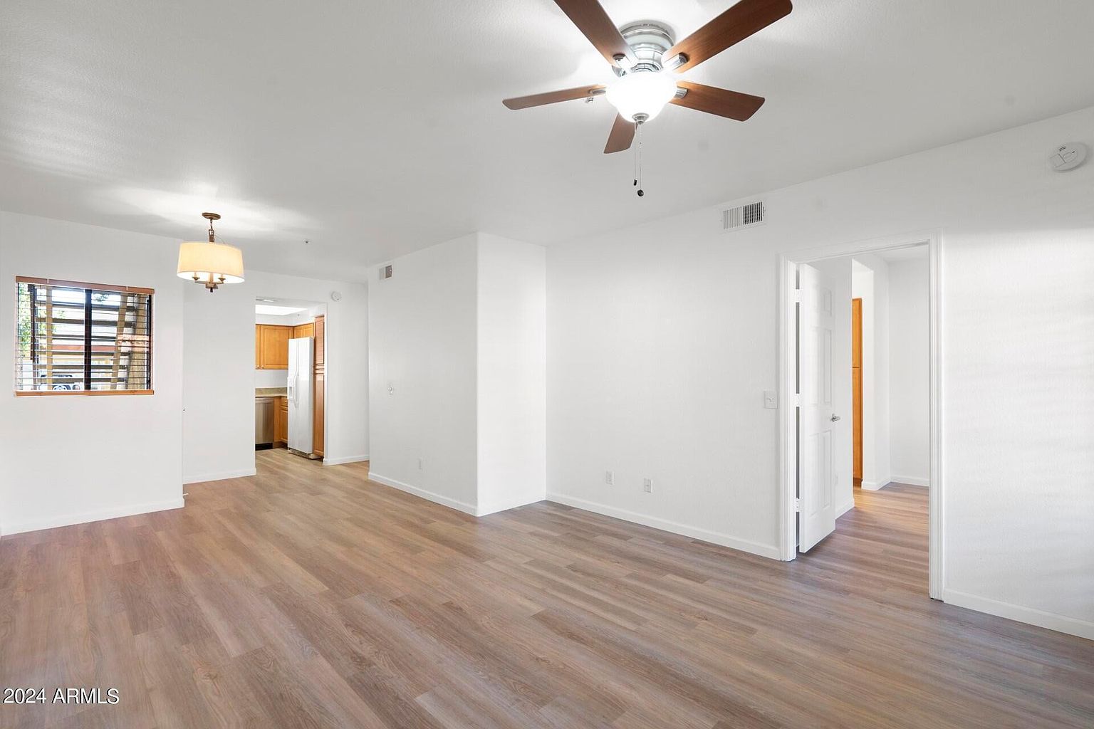 7008 E GOLD DUST Avenue photo 2