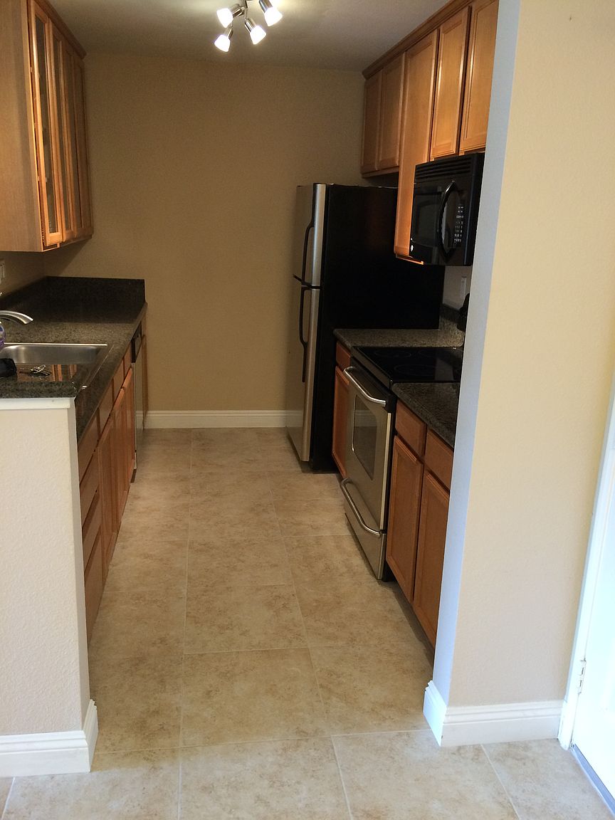 7180 Shoreline Dr photo 4