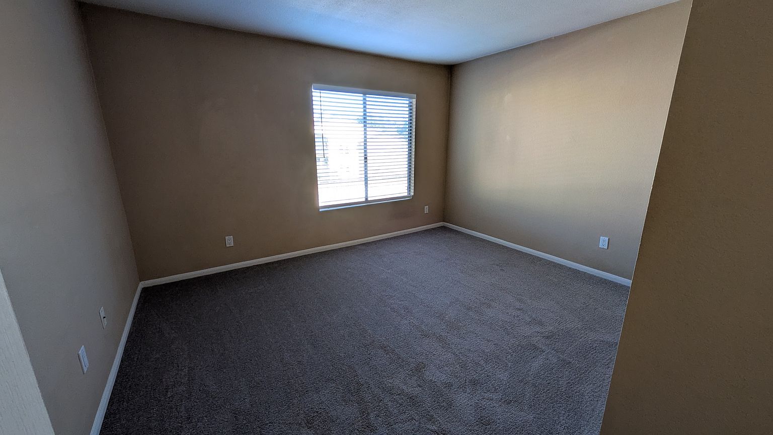 7150 Shoreline Dr photo 5