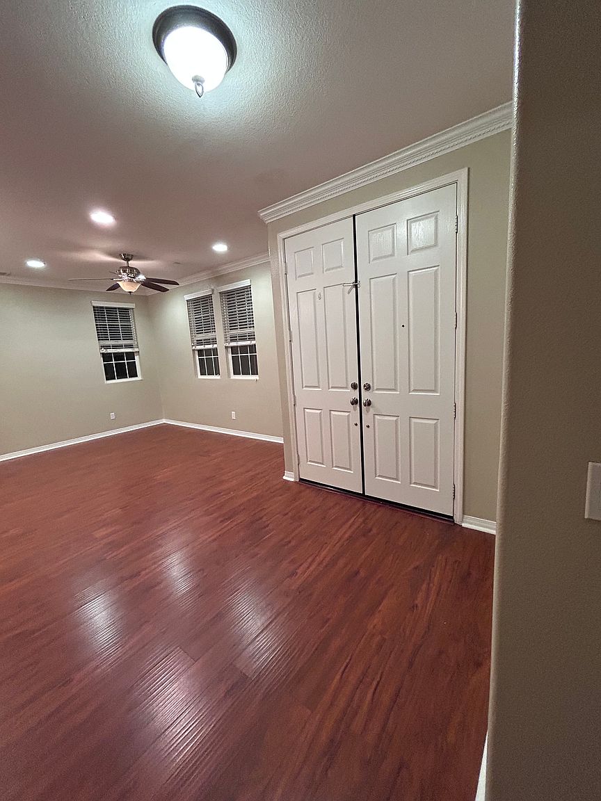 10420 Paradisio Pl photo 2
