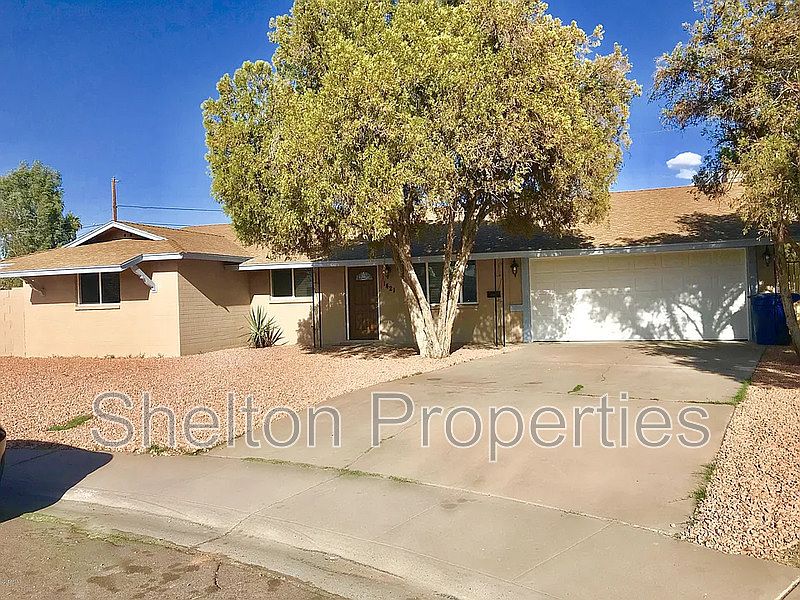 1421 S Roberts Rd Tempe, AZ 85281 photo 2